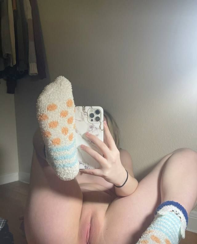 YOUNG SEXY HOT GIRL 💞Availability day and night🌷 Pussy🌷Meet Anyone💎incall / outcall🚗car fun AND💋 hotel sex Fun Available - Image 3